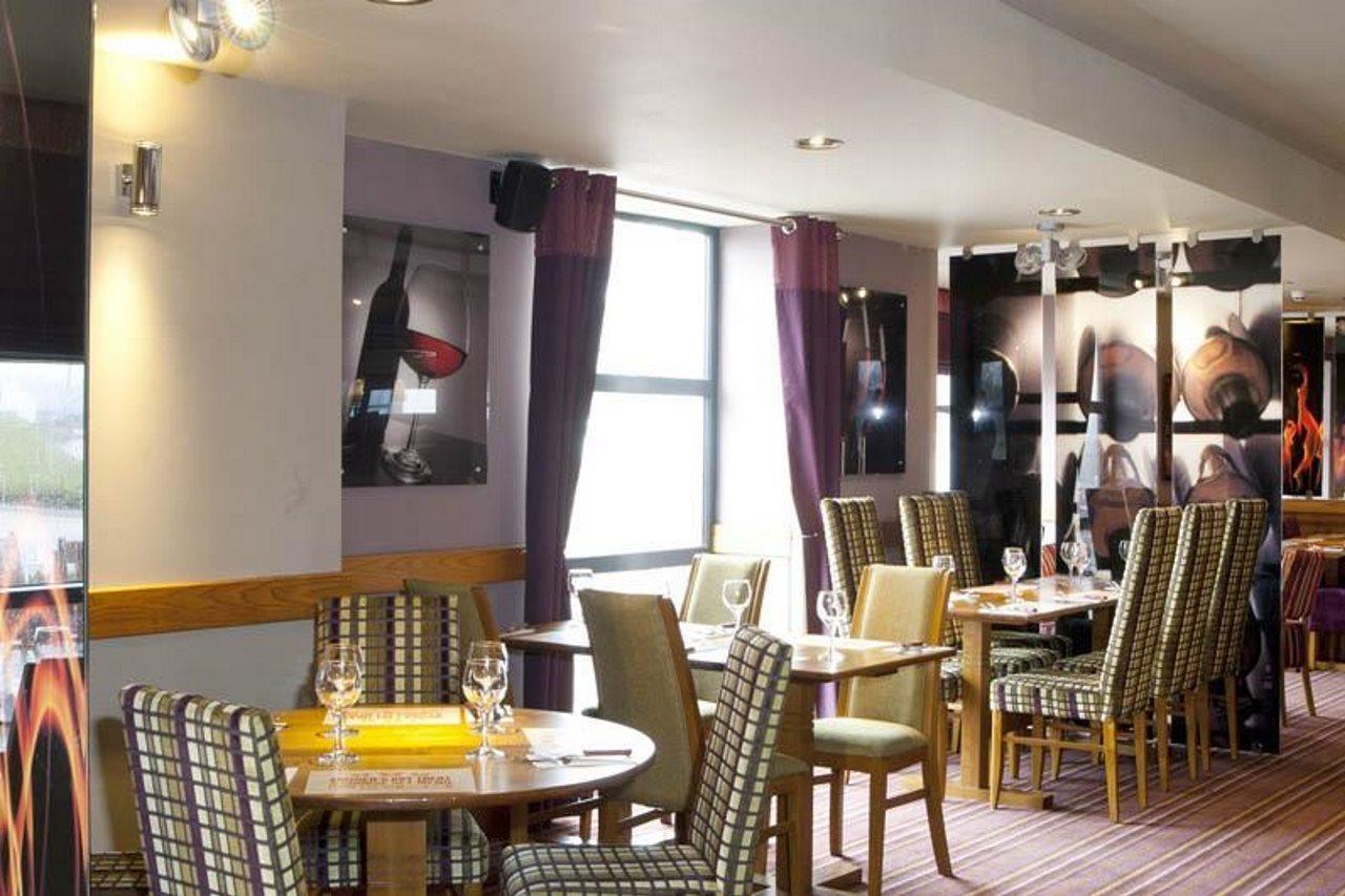 Premier Inn Glasgow Newton Mearns Eksteriør bilde