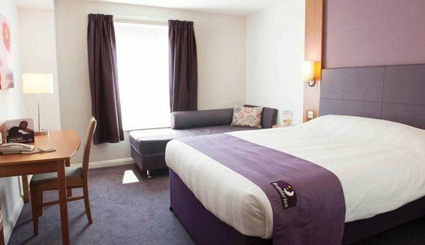 Premier Inn Glasgow Newton Mearns Eksteriør bilde